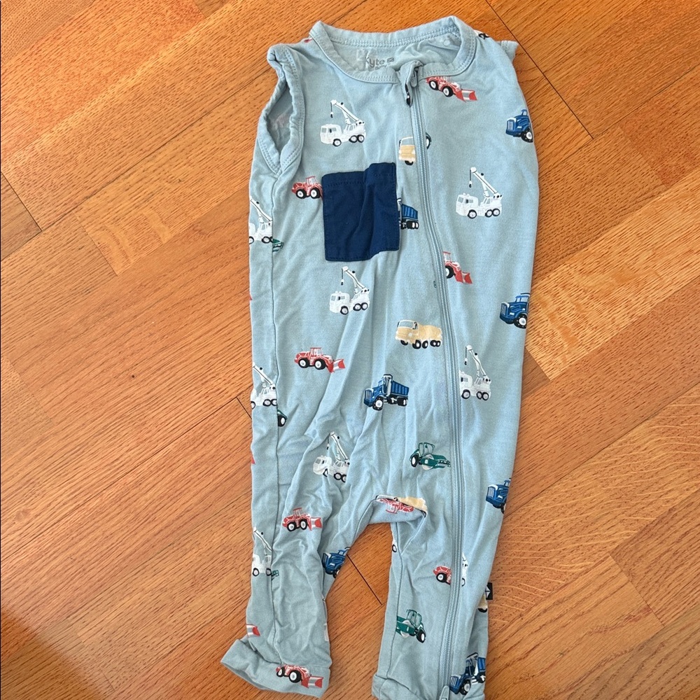 Kyte BABY Blue Romper with Vehicle Design